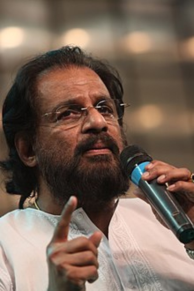 K.J_Yesudas-IMW2iRN0M5.JPG