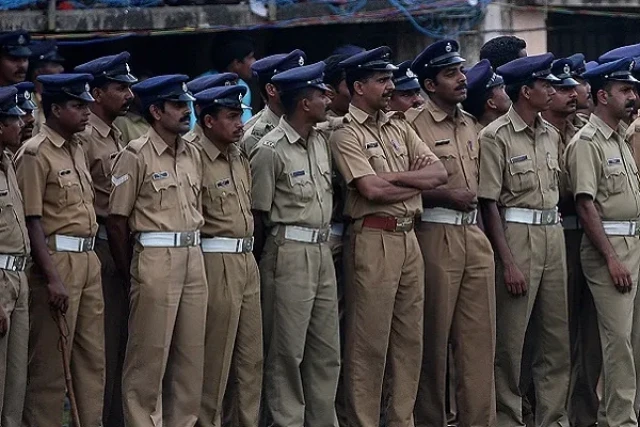Kerala-police-DQhaiuEuRj.webp