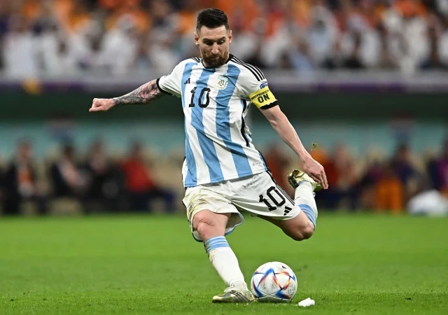 Lionel-Messi-Argentina-Netherlands-World-Cup-Qatar-2022-sjGNLqTM6D.webp