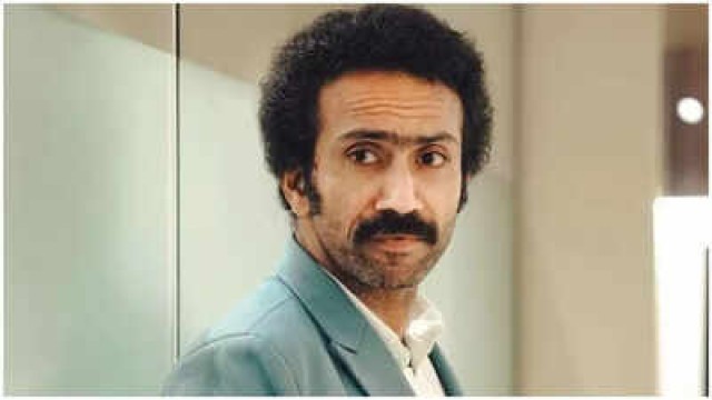 Shine tom-EHJqbDJBJi.jpg