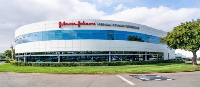 jhonson and jhonson-YlR3cTtZdh.jpeg