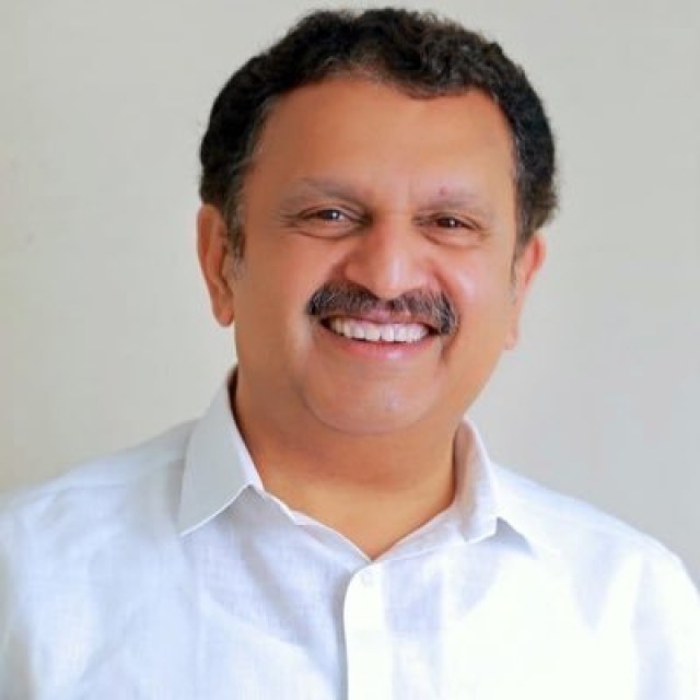 muralidaran-AwxFPvsZao.jpg